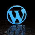 prikaz wordpress logoa na crnoj pozadini